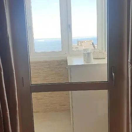 Wow Waterfront - Fesca 바리